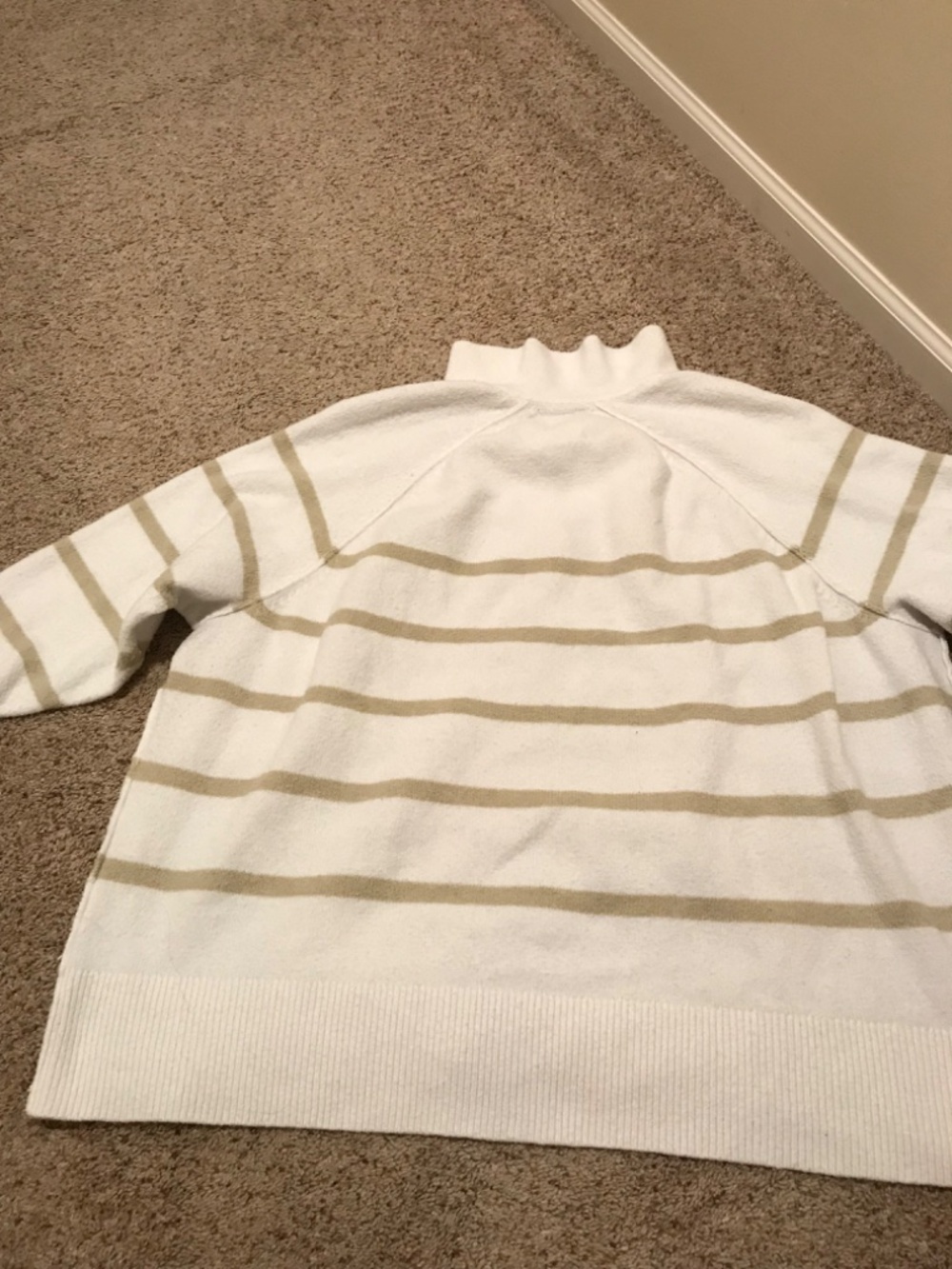 Collared sweater - Picture 4 of 4